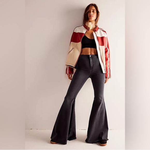 Free People Denim - Free People We The Free Just Float On Flare Jeans Black